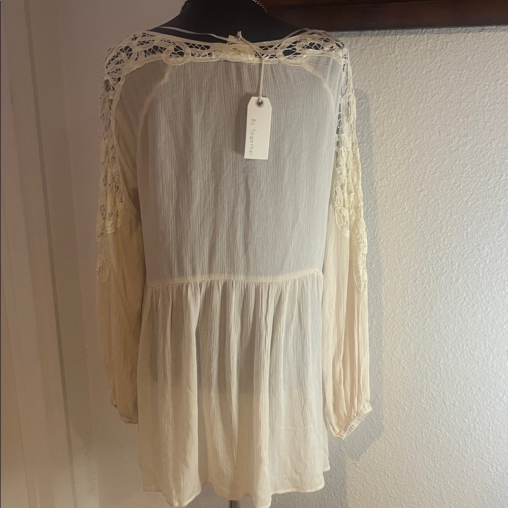 By Together Cream Lace Detail Blouse - Picture 3 of 3